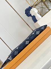 Louis Vuitton Pochette To-Go Navy Blue M28913 - 6