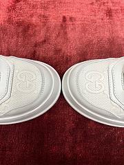 Gucci Sneaker GG Embossed White - 2