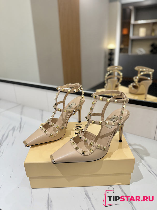 Valentino Rivet Sandals high Heels In Beige - 1
