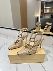 Valentino Rivet Sandals high Heels In Beige - 1