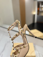 Valentino Rivet Sandals high Heels In Beige - 2