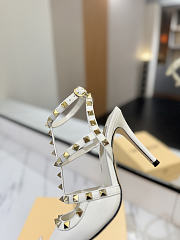 Valentino Rivet Sandals high Heels In White - 5