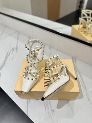 Valentino Rivet Sandals high Heels In White - 3