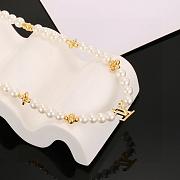 Louis Vuitton classic pearl necklace - 4