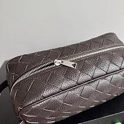Bottega Veneta Intrecciato Travel Pouch Fondant - 2