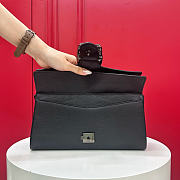 Gucci Dionysus medium shoulder bag in light black leather - 2