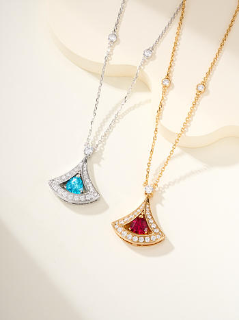 Bvlgari White gold set with diamonds and aquamarine