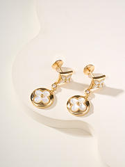 Louis Vuitton Mother-of-Pearl Stud Earrings - 3