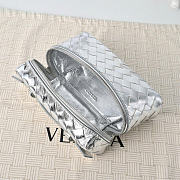 Bottega Veneta Bang Bang Metallic Leather Vanity bag silver - 2