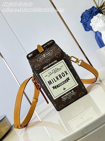 Louis Vuitton Milk Bag Monogram Canvas material