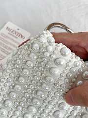 Valentino Pearl top-handle clutch bag - 3