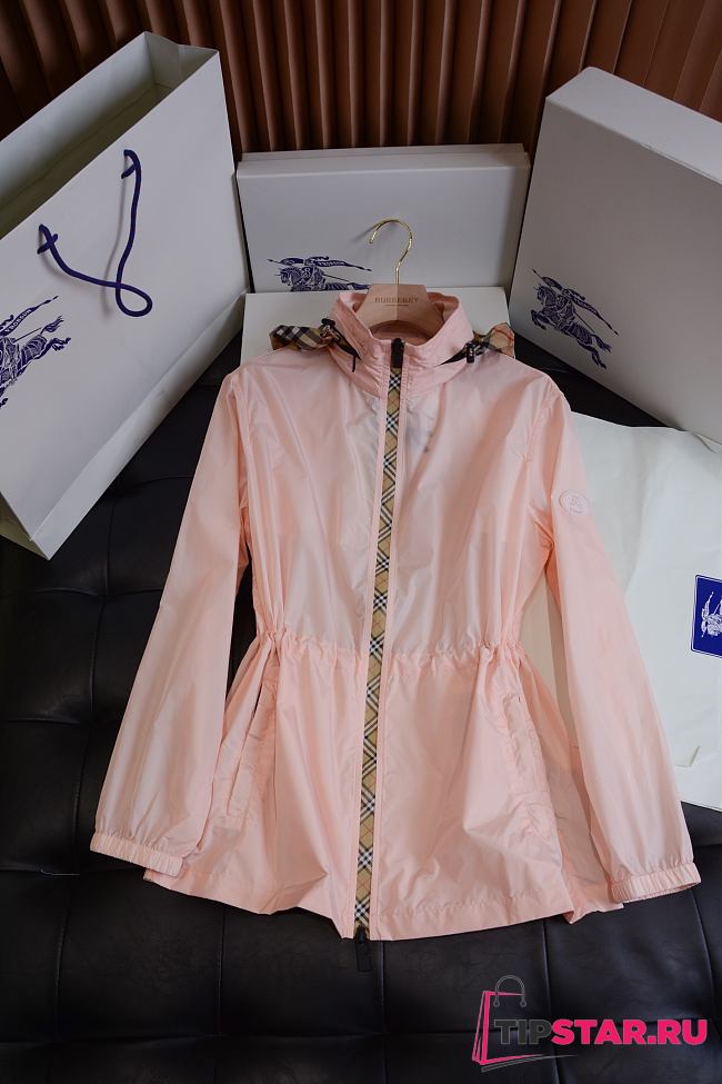 Burberry Short Nylon Blackpool Parka Pink - 1