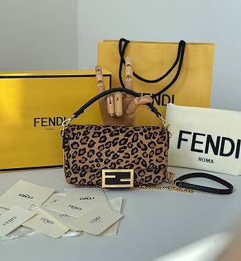 Fendi Baguette Printed cavallino calfskin bag brown size 19cm