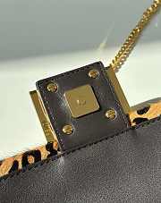 Fendi Baguette Printed cavallino calfskin bag brown size 19cm - 3