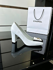 Chanel Turnlock Square Toe Pumps / Flats Ivory 90mm - 4