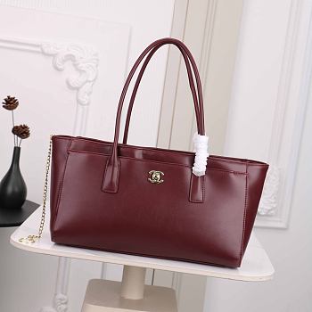 Chanel Spring Summer 2026 Small Shopping Bag Burgundy