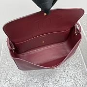 Chanel 32 Spring-Summer 2026 Gold Hardware Maxi Flap Bag In Burgundy - 6