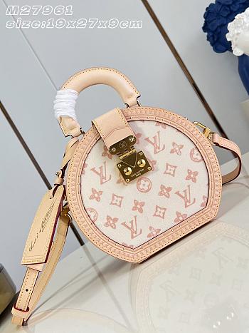 Louis Vuitton Boite Chapeau PM Lin Beige