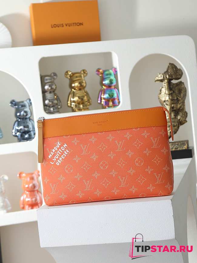 Louis Vuitton Pochette Voyage Souple Monogram Shadow Orange - 1
