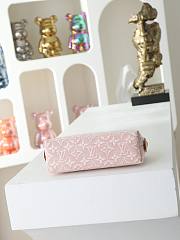 Louis Vuitton Pochette Cosmétique PM Rose Ruban - 6