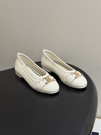 Chanel Woven Ballet Flats with Raffia Grass Off-White
