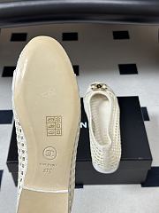 Chanel Woven Ballet Flats with Raffia Grass Off-White - 2