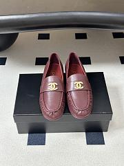 Chanel Métiers d’art 2026 Mocassins Crumpled Shiny Lambskin In Burgundy - 5