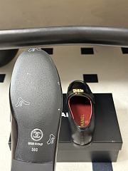 Chanel Métiers d’art 2026 Mocassins Crumpled Shiny Lambskin In Black - 4