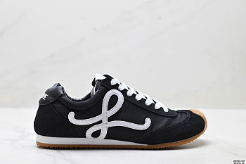 Loewe Flow Runner sneakers in black