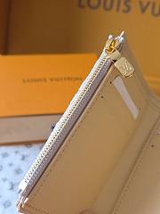 Louis Vuitton Victorine Wallet Monogram Emblème Peuplier - 6
