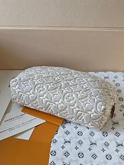 Louis Vuitton Pochette Cosmétique PM Peuplier Beige M2A320 - 3