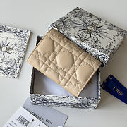 Dior Lady Dior Glycine Wallet Beige Lambskin - 3