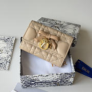 Dior Lady Dior Glycine Wallet Beige Lambskin - 2