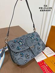 Louis Vuitton Diane monogram washed denim bag - 4