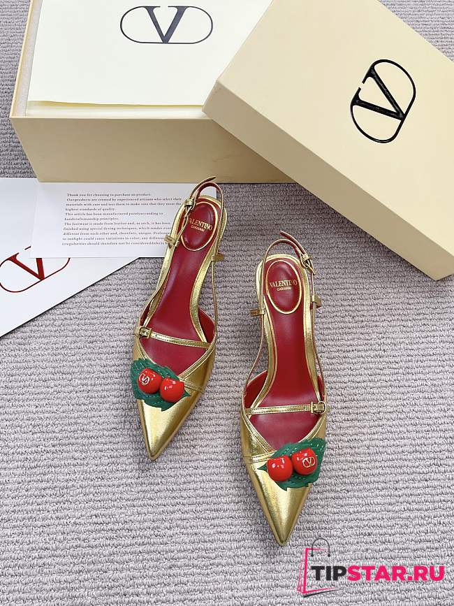 Valentino 50mm Garavani Cherryfic Slingback In Gold - 1