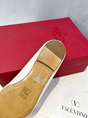 Valentino VLogo Signature Patent Leather Pointed-Toe Pumps Ivory - 2