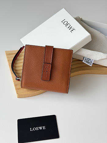 Loewe Leather Vertical Wallet Brown
