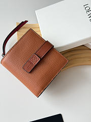 Loewe Leather Vertical Wallet Brown - 5
