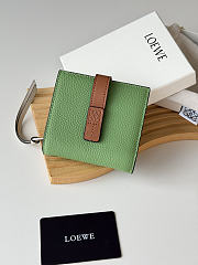 Loewe Leather Vertical Wallet Green - 1