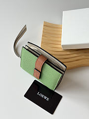 Loewe Leather Vertical Wallet Green - 6