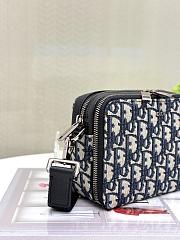 Dior Bag with zipper and shoulder strap black - 6
