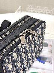 Dior Bag with zipper and shoulder strap black - 5