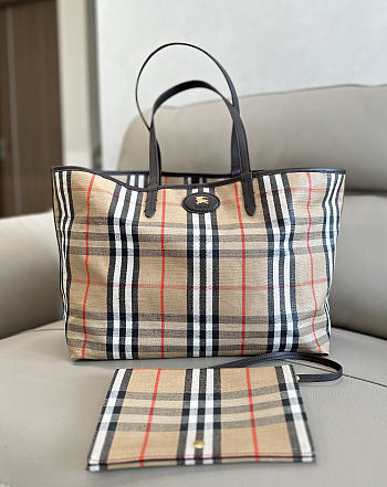 Burberry Medium Highlands Tote Bag