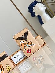 Louis Vuitton Porte-Cartes Magnet Monogram Pets Beige - 2