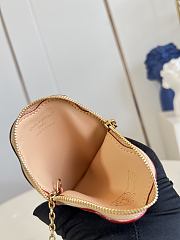 Louis Vuitton Paw Coin Pouch Monogram Pets Beige - 2