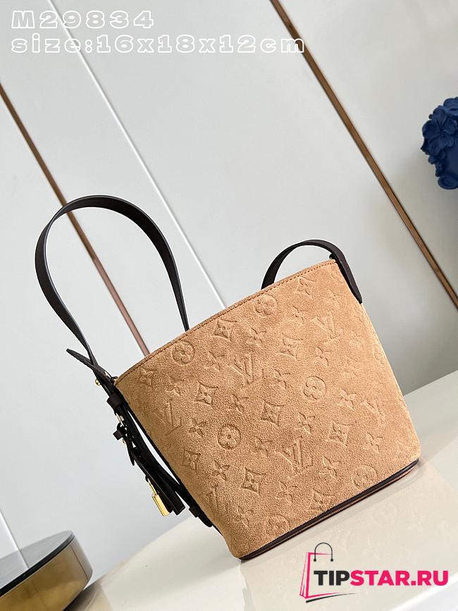 Louis Vuitton All In BB Size 16x18x12 cm - 1