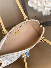 Louis Vuitton Squire East West bag Monogram Dune Canvas - 4