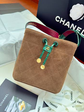 Chanel Bucket Bag In Suede Brown