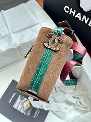 Chanel Bucket Bag In Suede Brown - 3