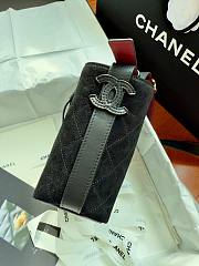 Chanel Bucket Bag In Suede Black - 4